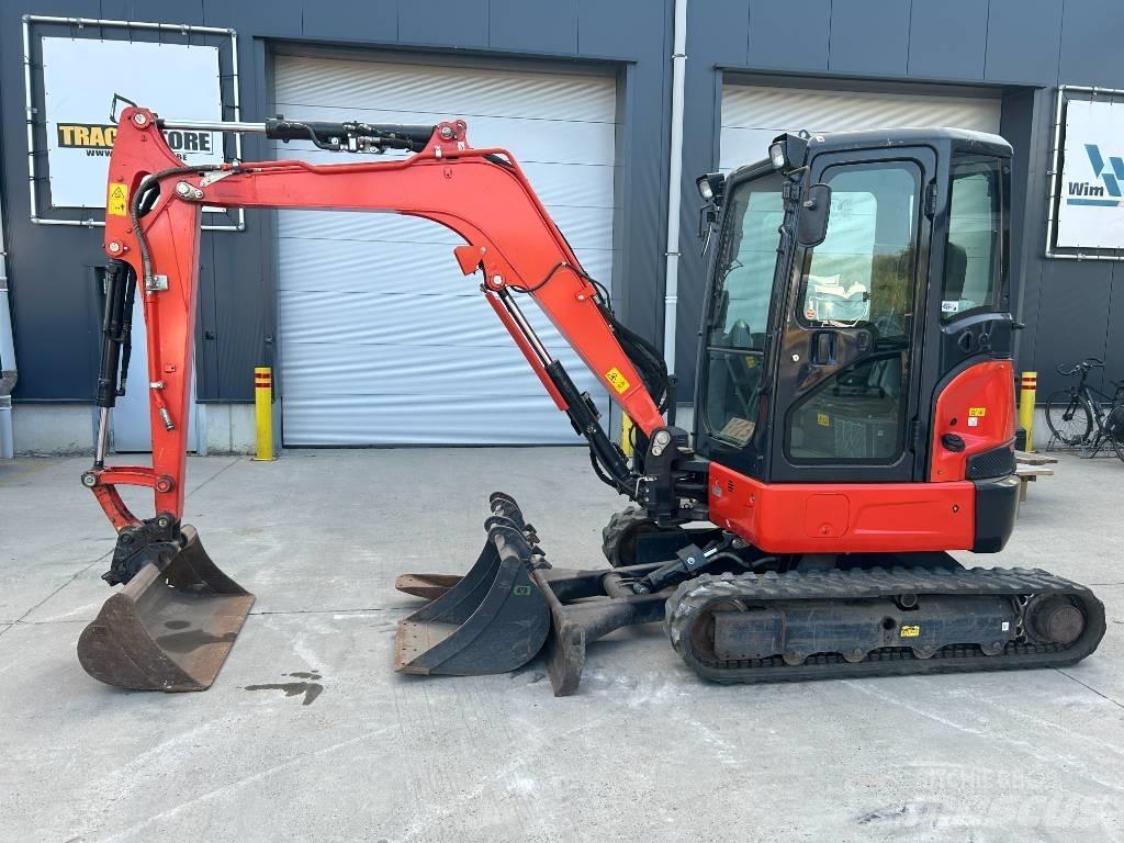 Kubota U 36-4 Мини екскаватори < 7 т
