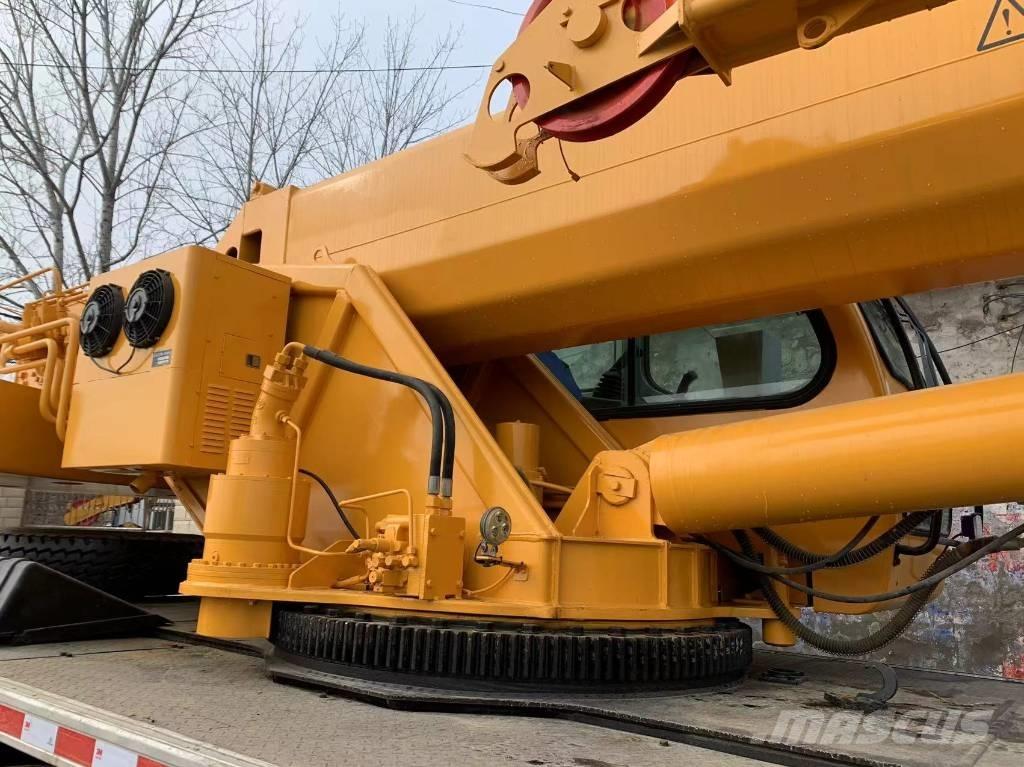 XCMG QY25K5-I 25t Всъдеходни кранове