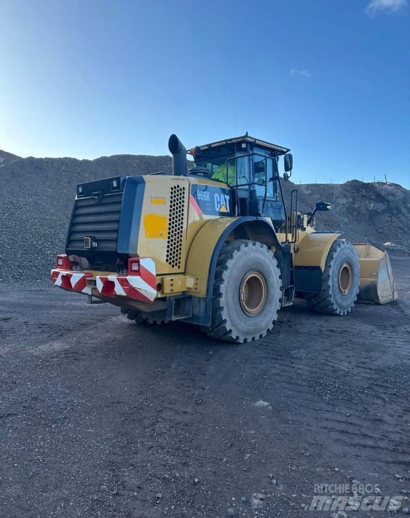 CAT 966 K Колесни товарачи