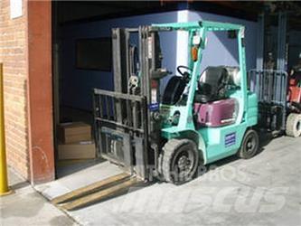 Mitsubishi FG25 Вилични кари-повдигачи - други