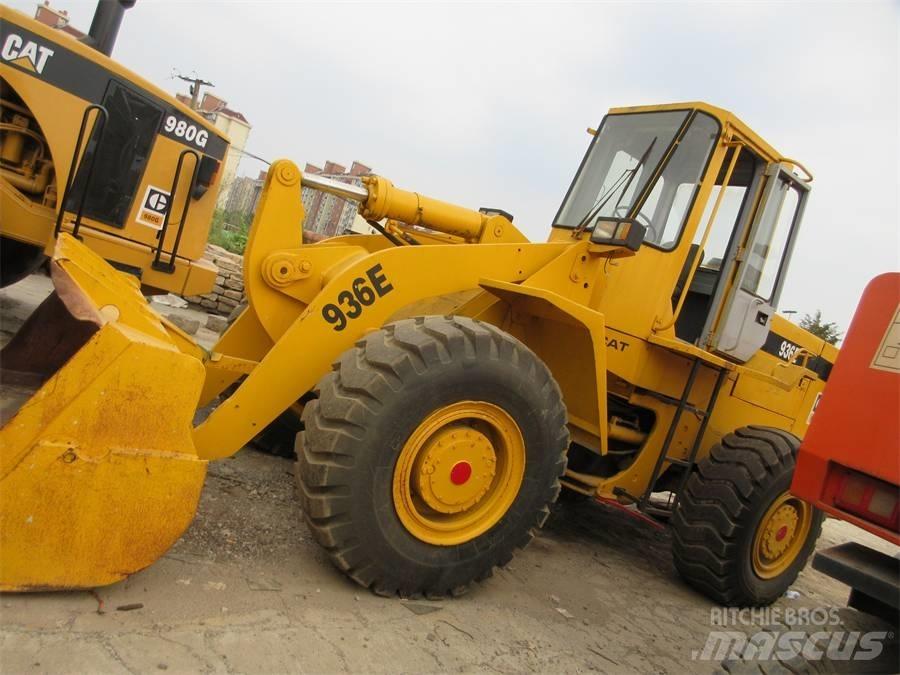CAT 936 E Колесни товарачи