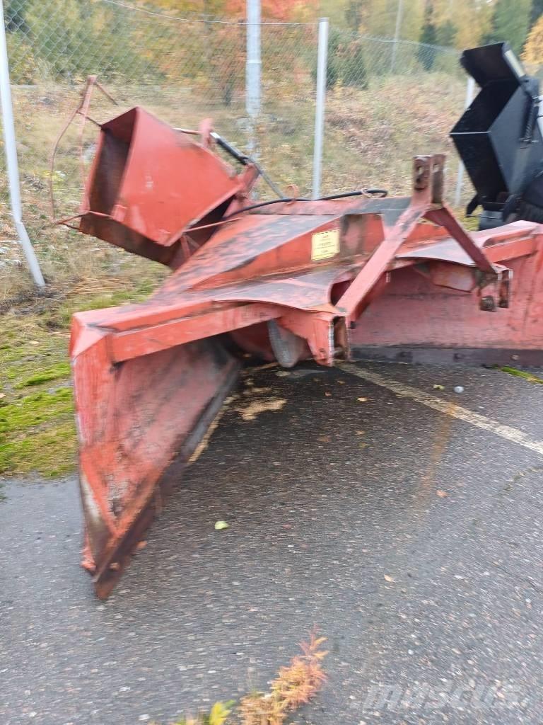 Leppä Leppä 250 Снегохвъргачки
