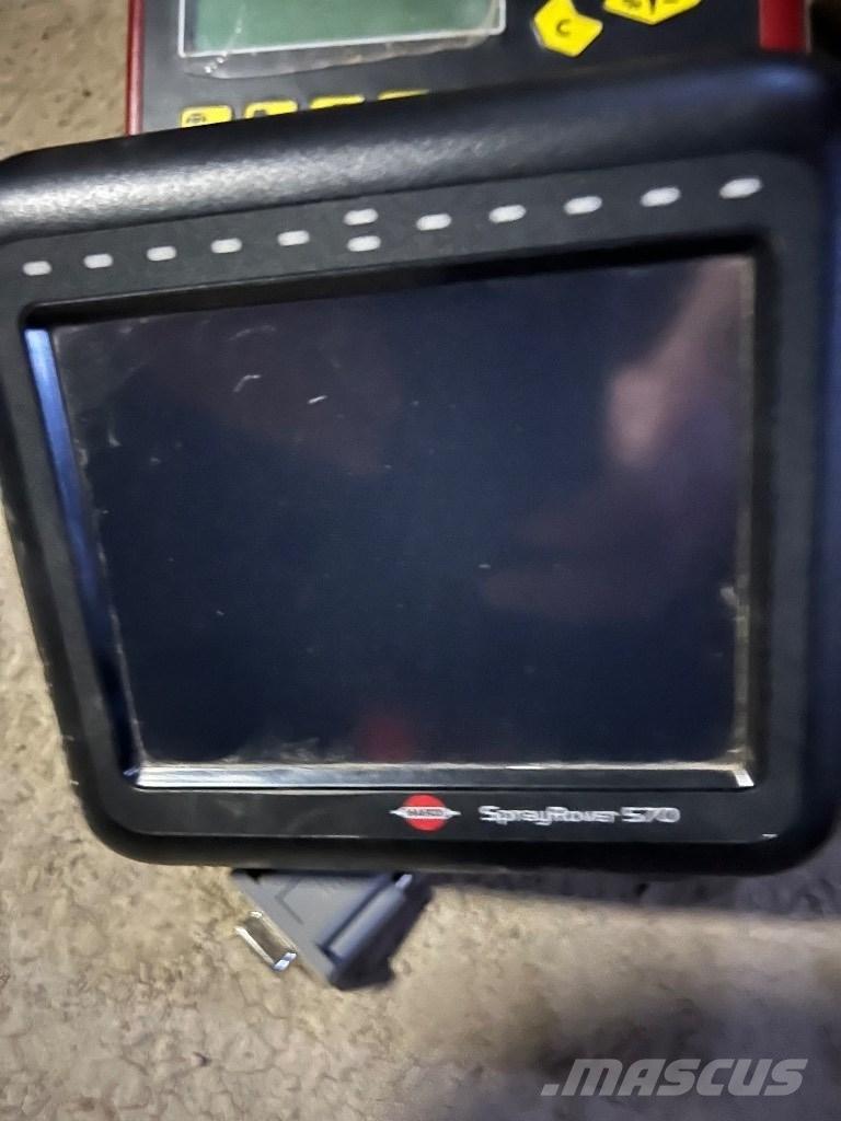 Hardi Navigator 3000 Прикачни пръскачки

