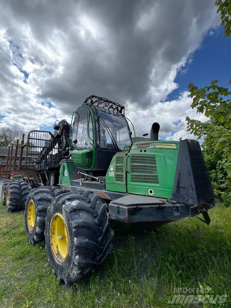 John Deere 1210 E Форуардери