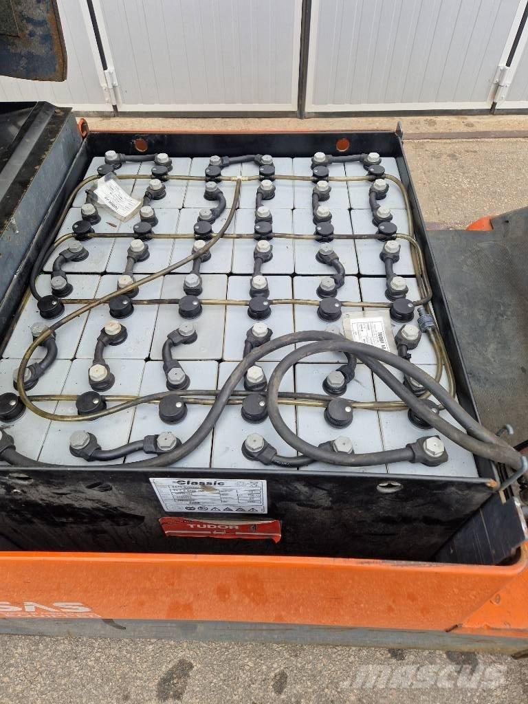 Toyota 7 FBEF 18 Електрически вилични кари-повдигачи