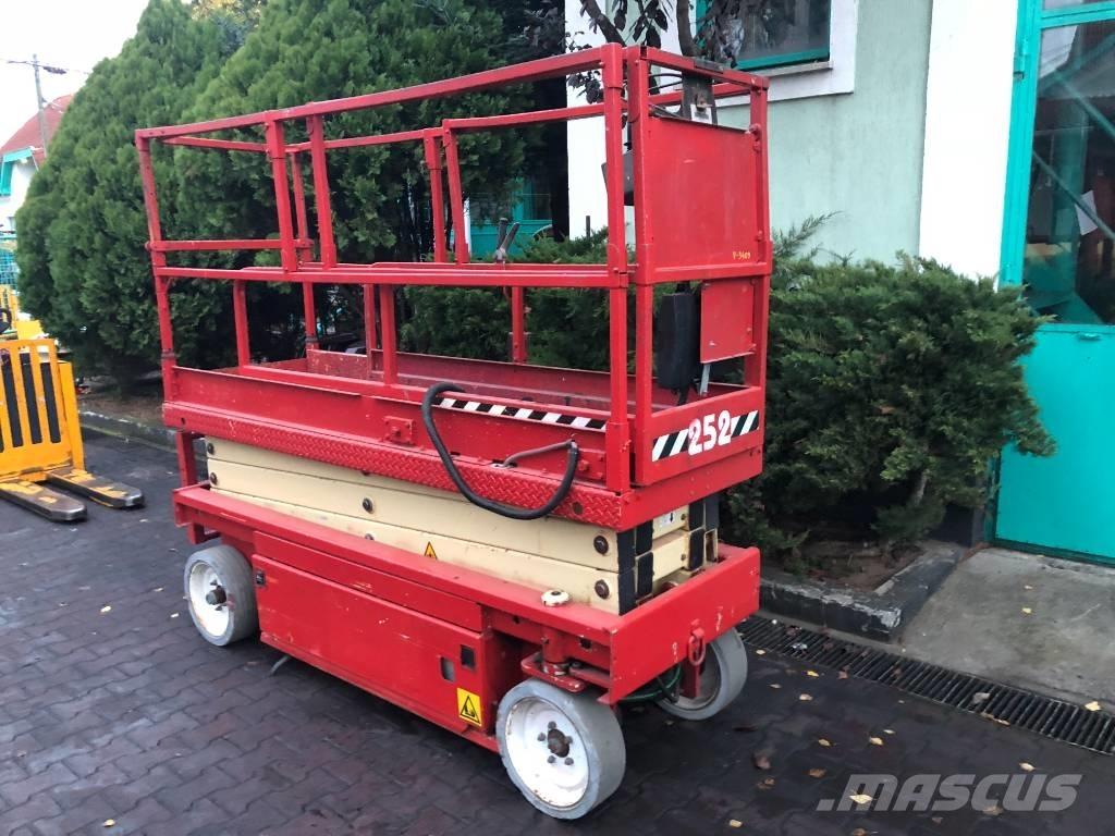 JLG 2030 F3    V-3409 Вертикални мачтови повдигачи
