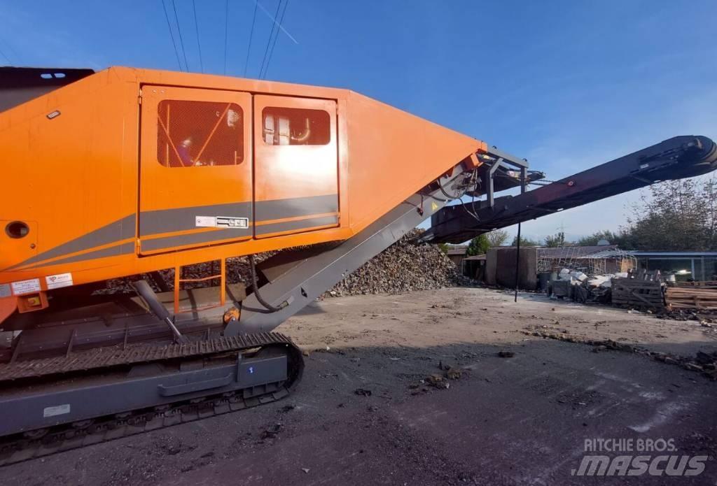 Arjes Titan 950 строителни трошачки