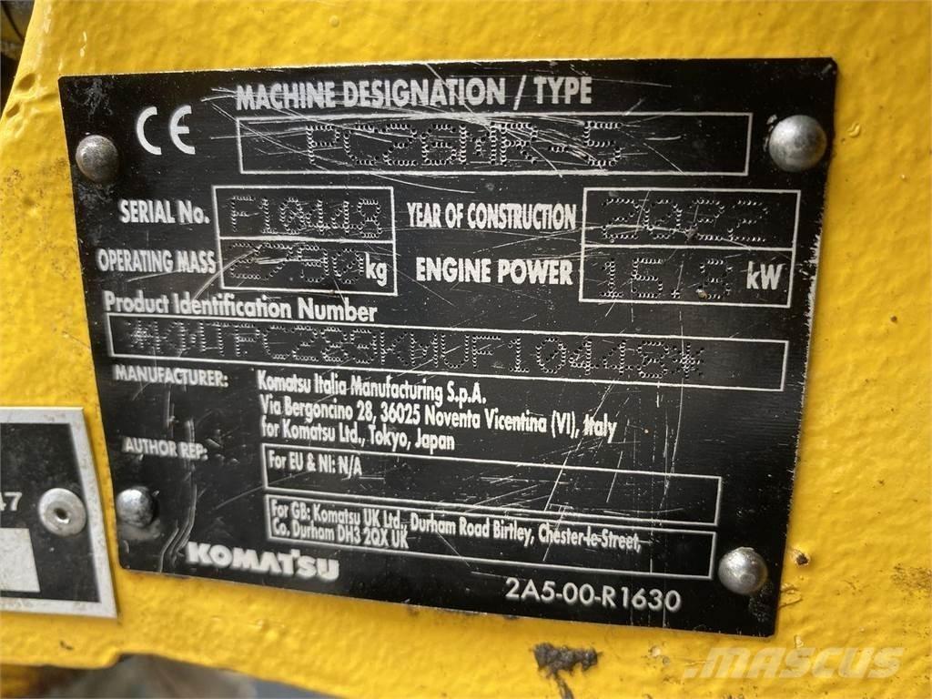 Komatsu PC26MR-5 Колесни екскаватори