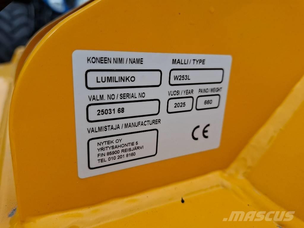 Wieska W253L Снегохвъргачки
