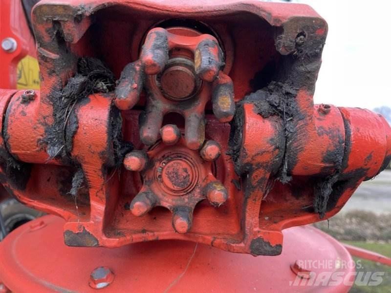 Kuhn GF 13002 Гребла и сенообръщачки