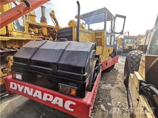 Dynapac CC421 Еднобарабанни ролки
