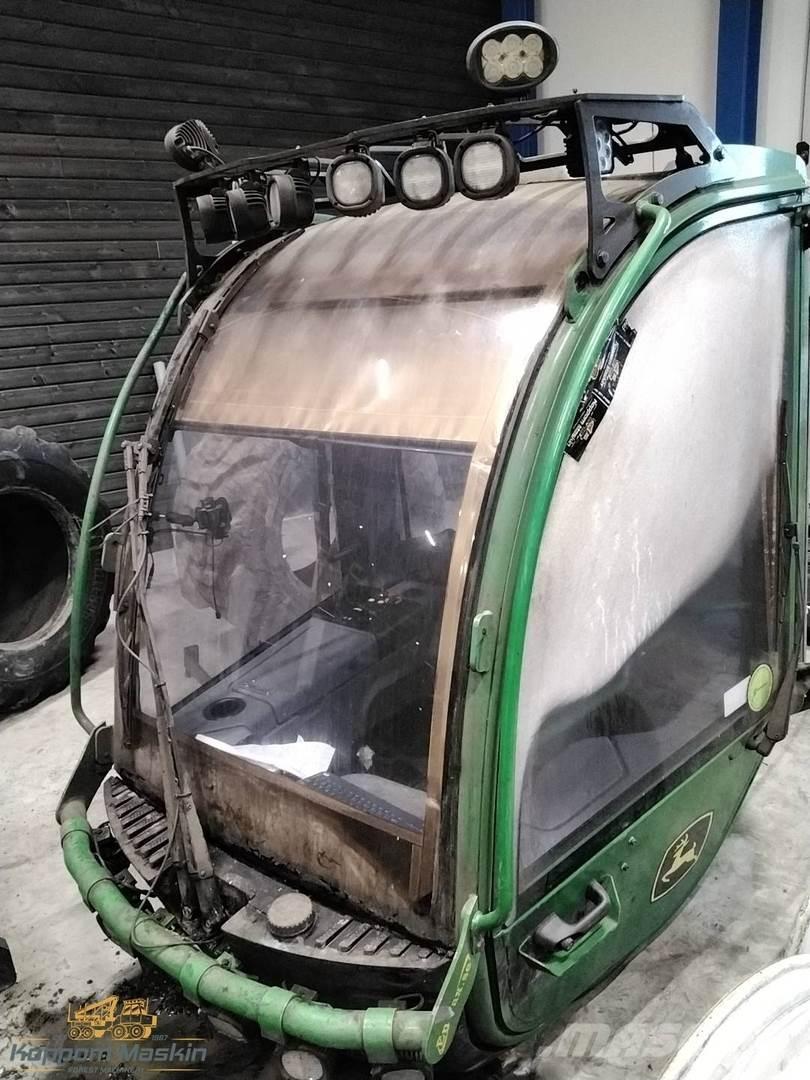 John Deere 1470g Кабина