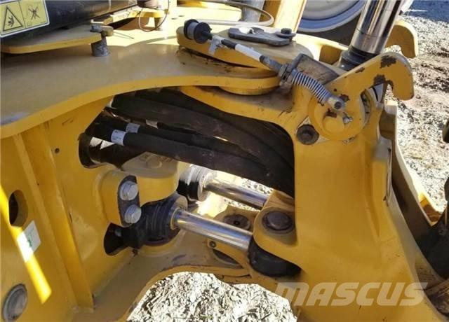 CAT 416 F Товарач със заден ексватор