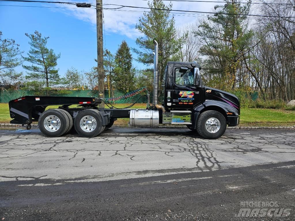 Volvo VNX 64 T300 Бордови
