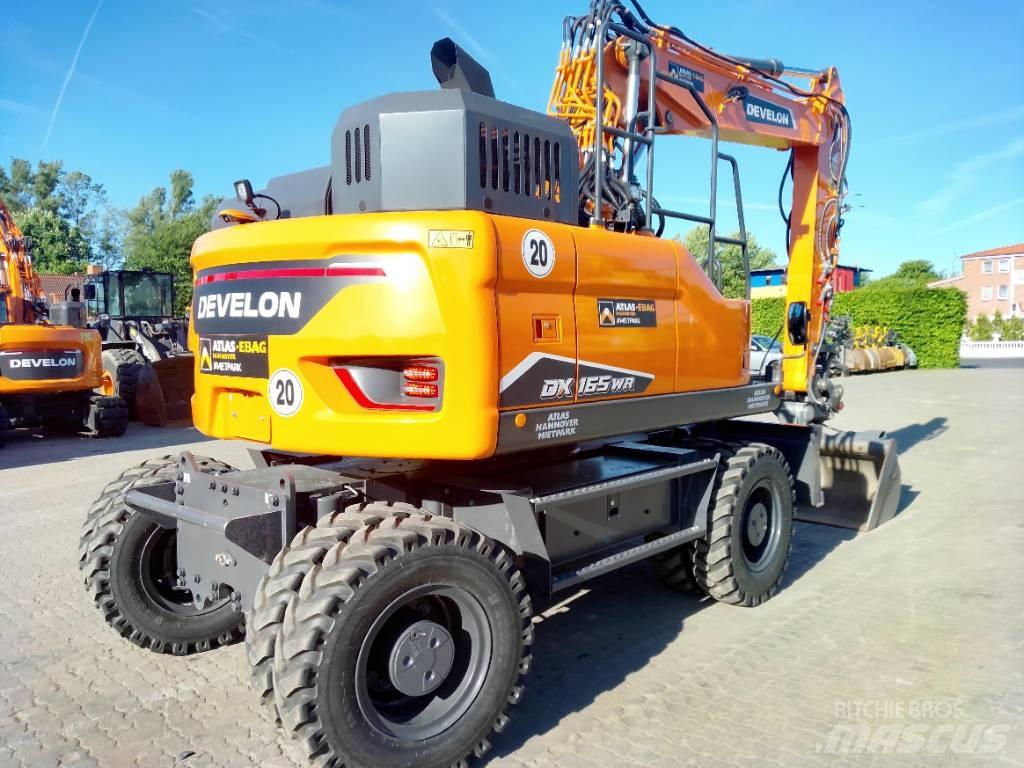 Develon DX 165 WR-7 Колесни екскаватори