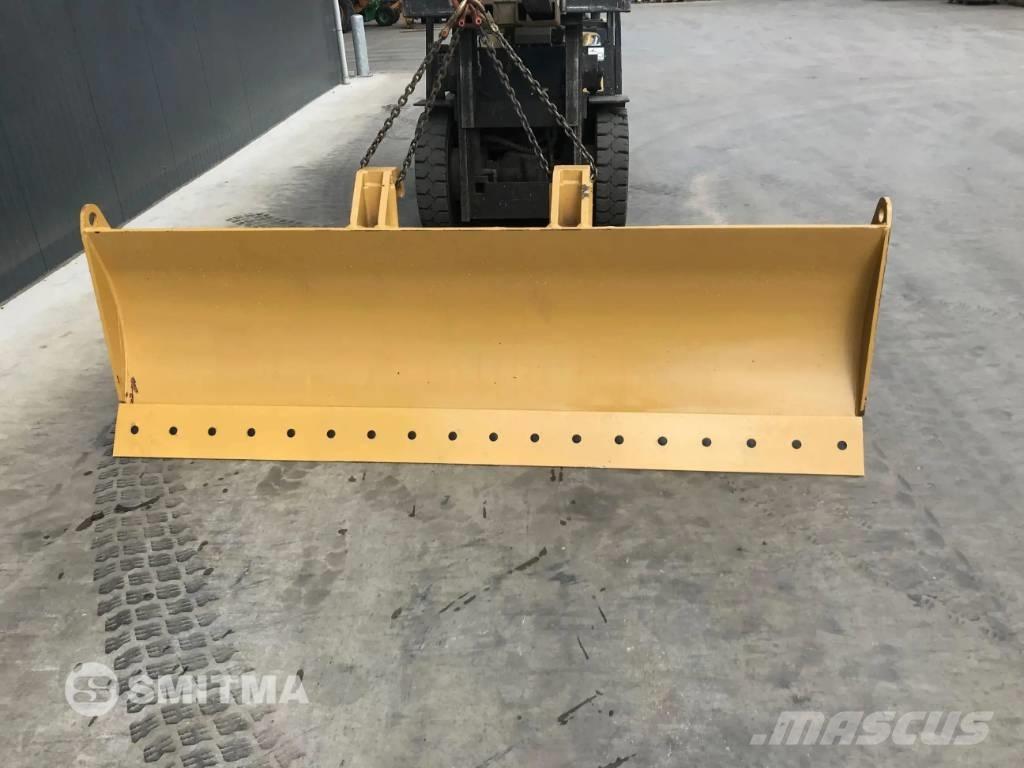 Komatsu QR Остриета