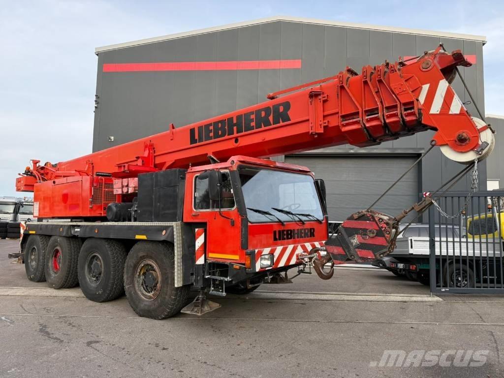 Liebherr LTM 1070 Всъдеходни кранове