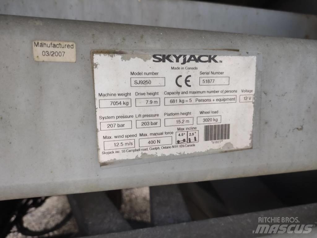 SkyJack SJ 9250 Ножични работни платформи