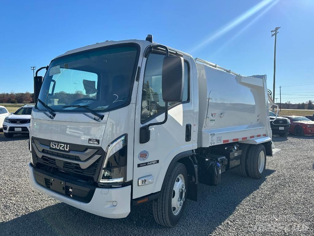 Isuzu NRR Камиони за отпадъци