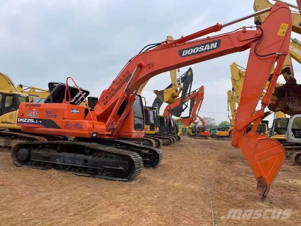 Doosan 225-7 Верижен екскаватор