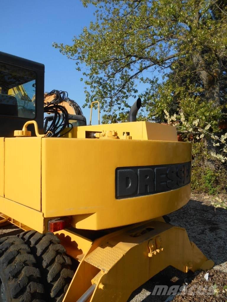 Furukawa 625E Колесни екскаватори