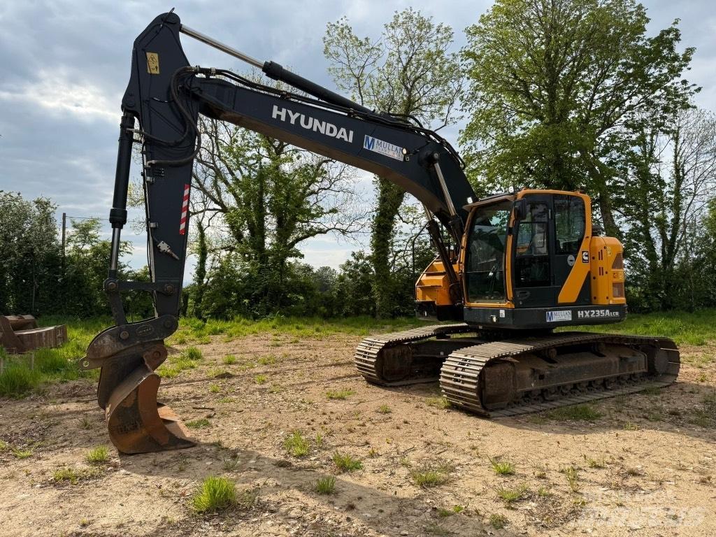 Hyundai HX235 A LCR Верижен екскаватор