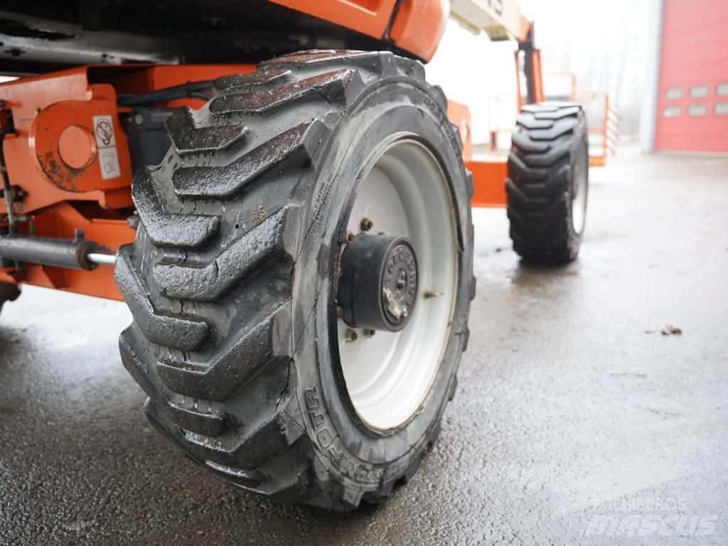 JLG 660 SJ Телескопични повдигачи
