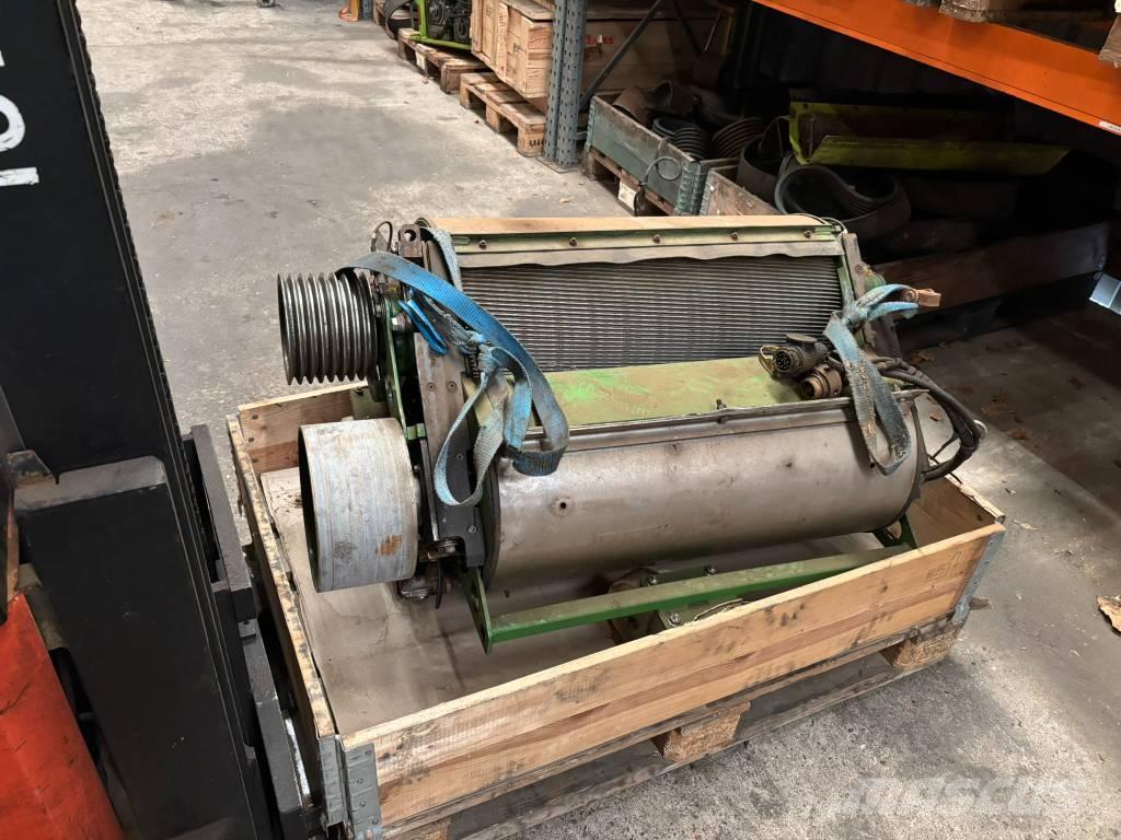 Krone BIG X 780 Самоходни фуражири