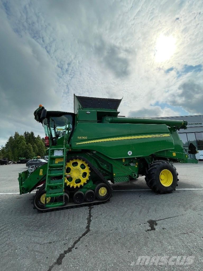 John Deere T670 i Комбайни