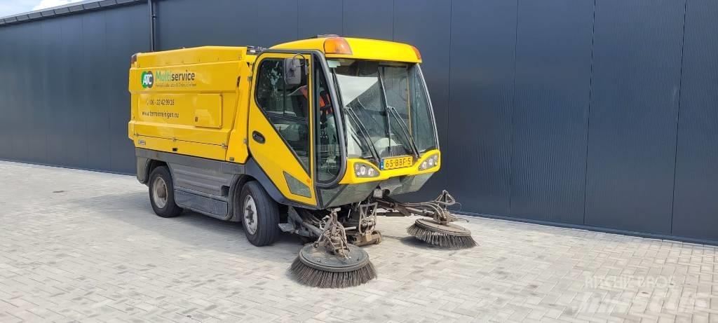 Johnston CX400 Автоматични метачки с четки