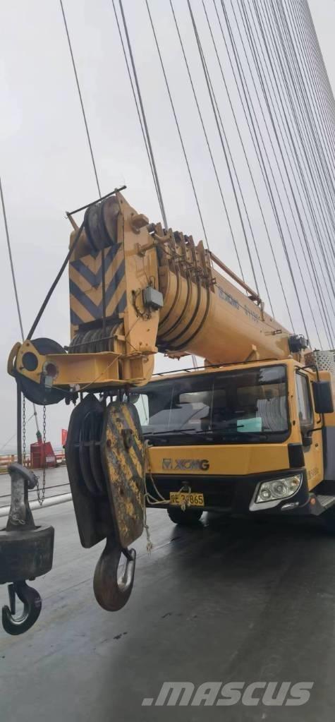 XCMG XCT130 Всъдеходни кранове