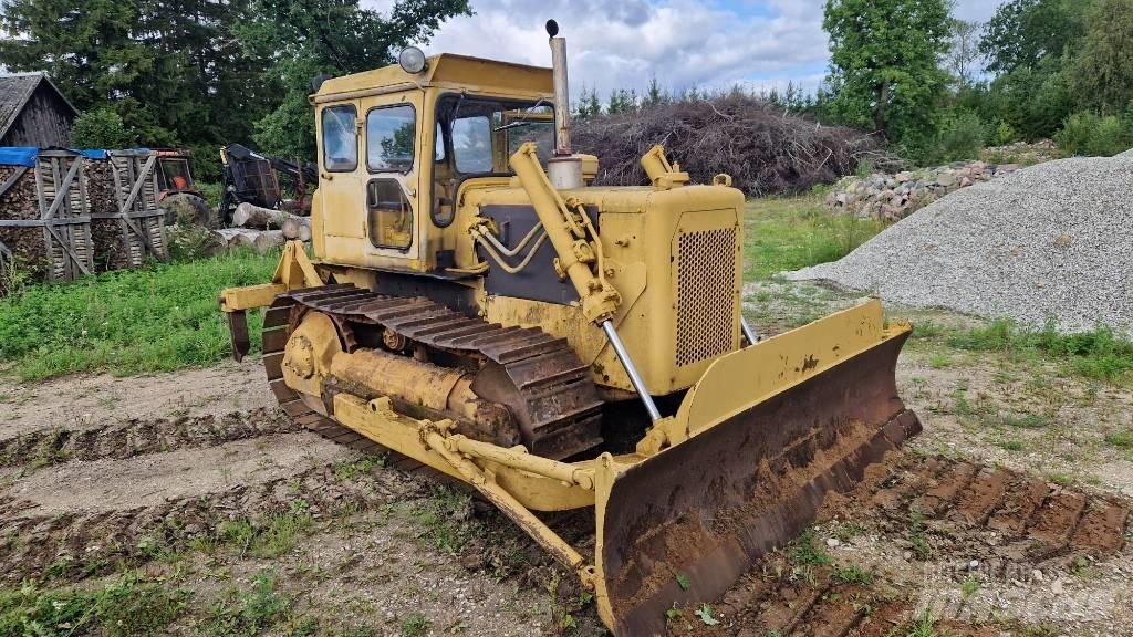 CAT D 4 D Верижни булдозери
