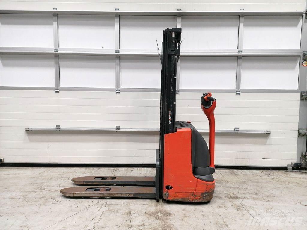 Linde L10 Колички високоповдигачи с теглич