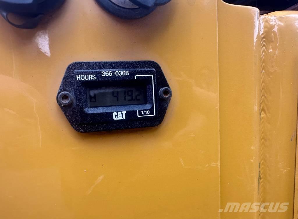 CAT CB 1.7 Двойни барабанни ролки
