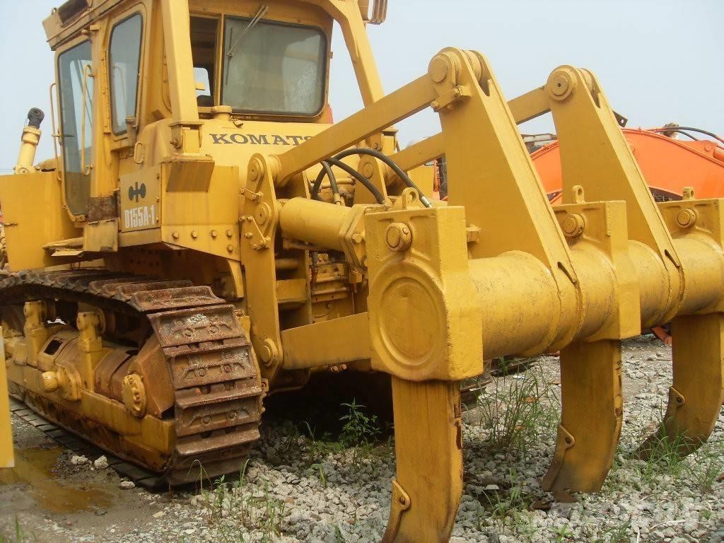 Komatsu D 155a-1 Верижни булдозери
