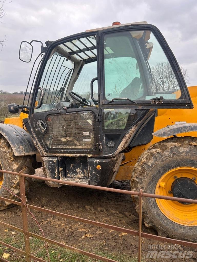 JCB 535-95 Верижен екскаватор