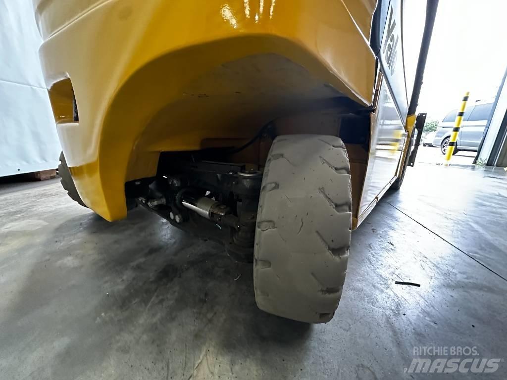 Yale ERP30VL Електрически вилични кари-повдигачи
