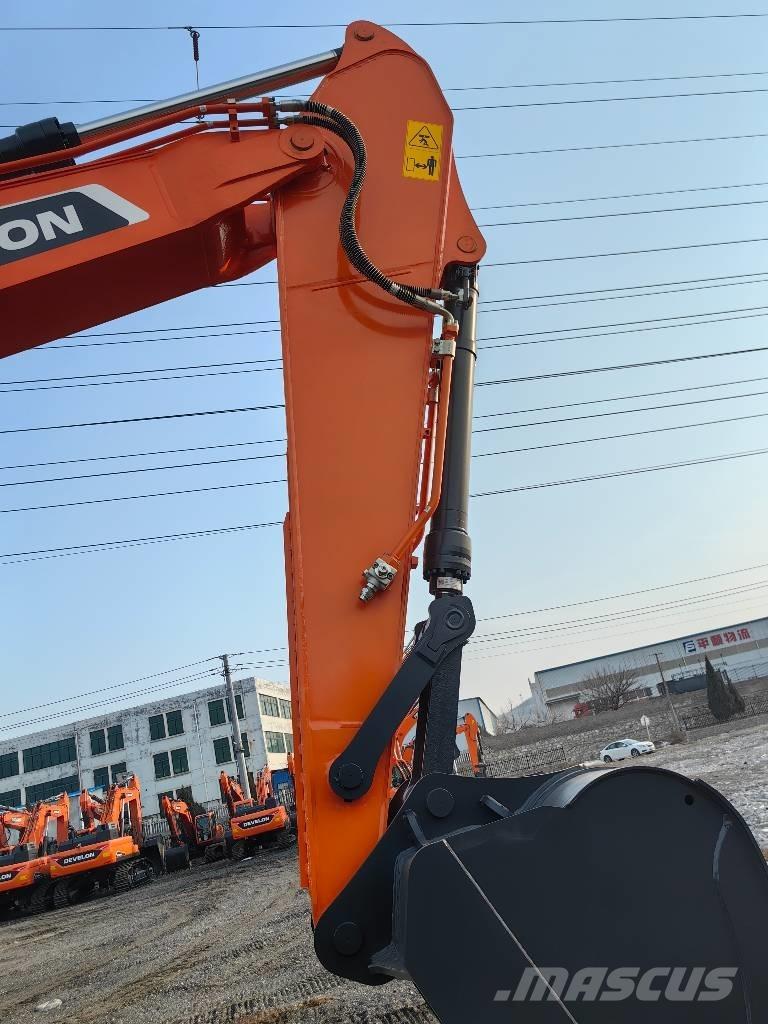 Doosan DX225 Верижен екскаватор