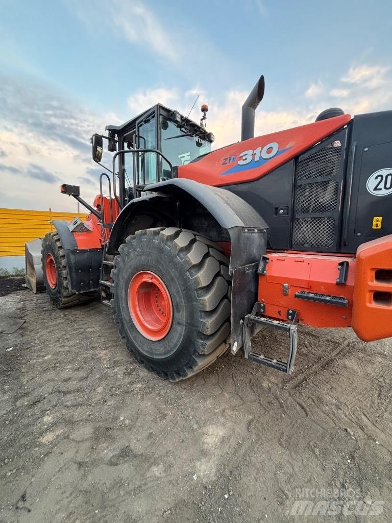 Hitachi ZW 310-6 Колесни товарачи