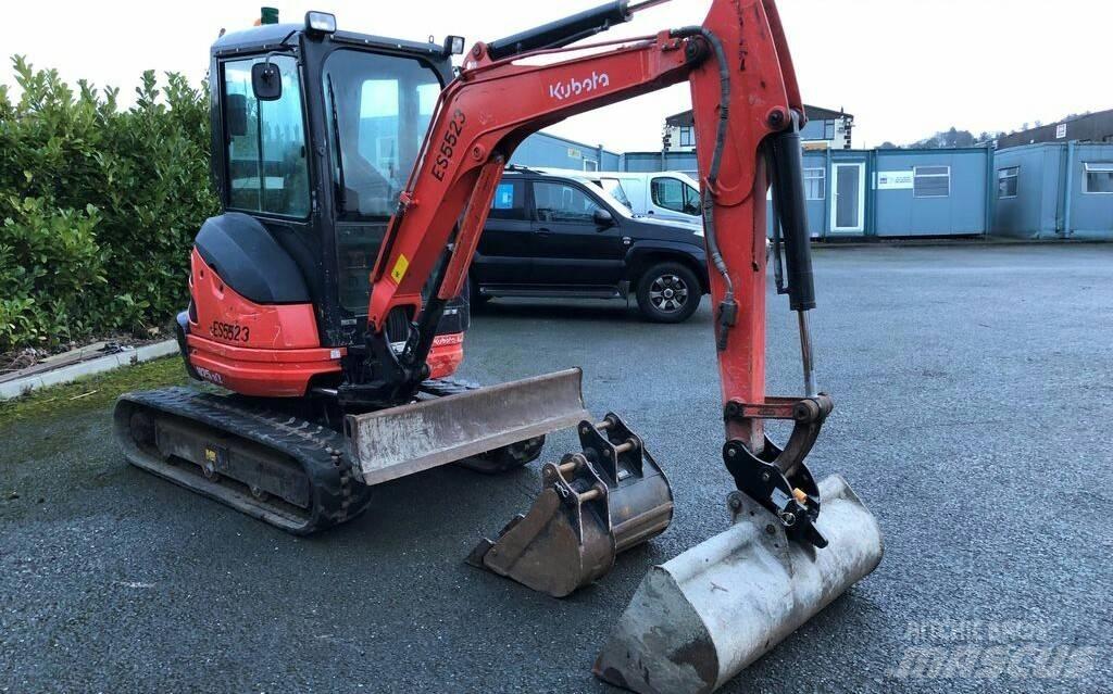 Kubota U 25 Мини екскаватори < 7 т
