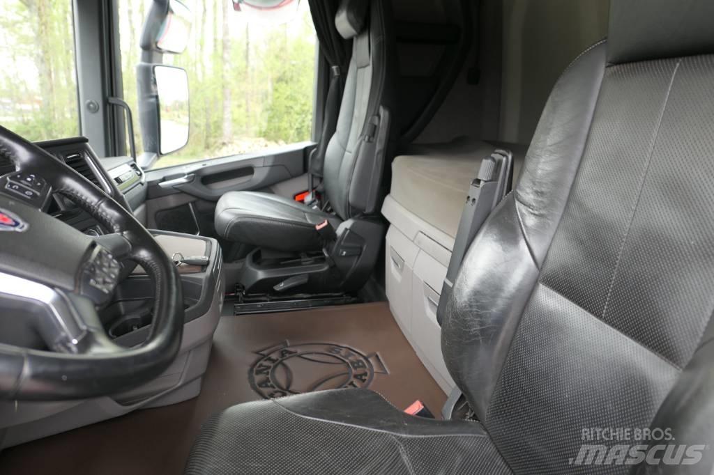 Scania R500 B6x2*4NB Камиони с кран с кука