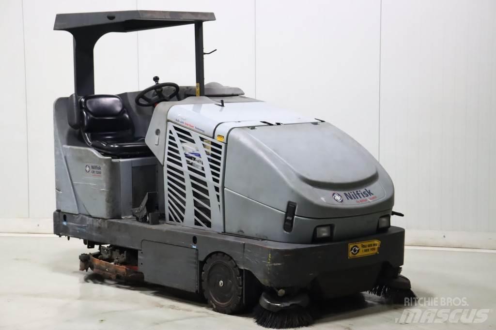 Nilfisk CR1200 Автоматични метачки с четки