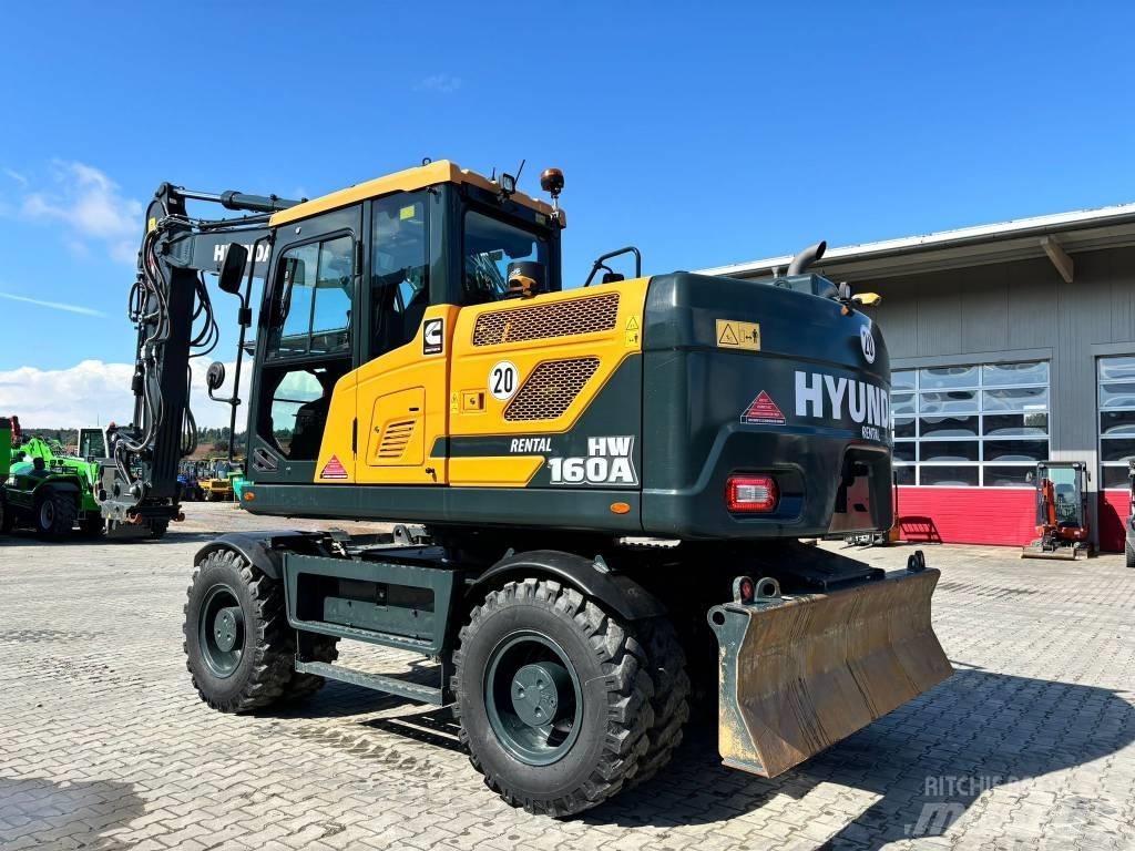 Hyundai HW160A Колесни екскаватори
