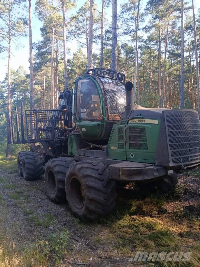John Deere 1510 IT4 Форуардери