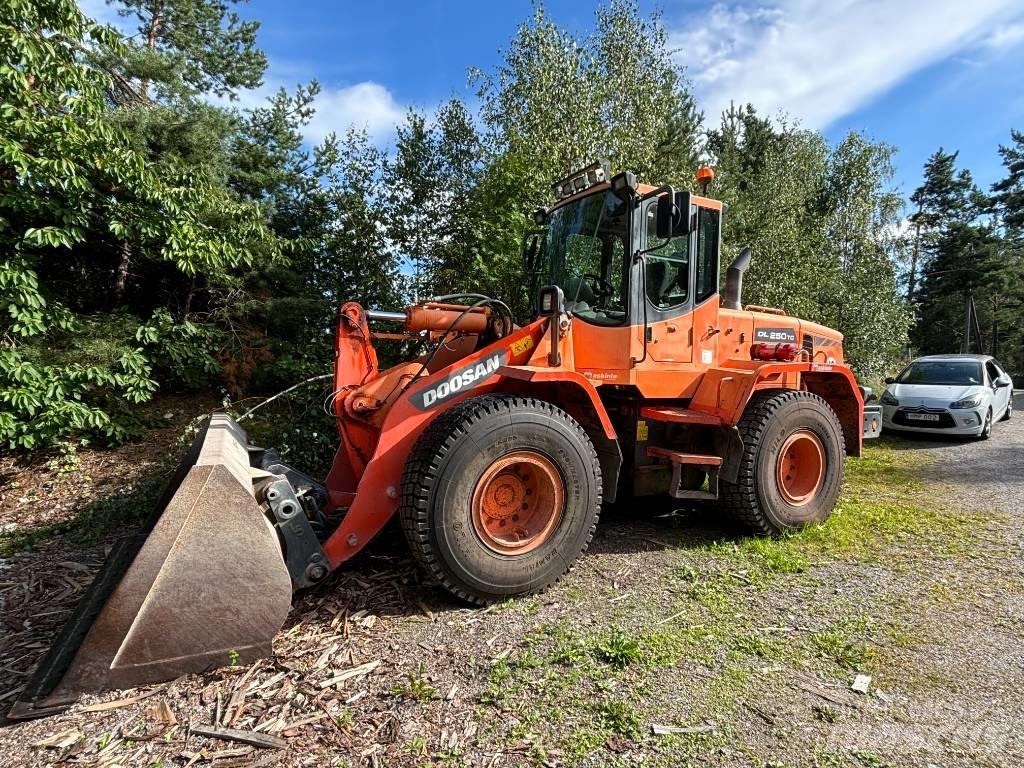 Doosan DL 250Z Колесни товарачи