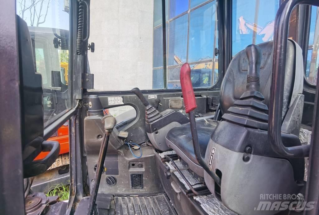 Hitachi ZX 50 U Мини екскаватори < 7 т