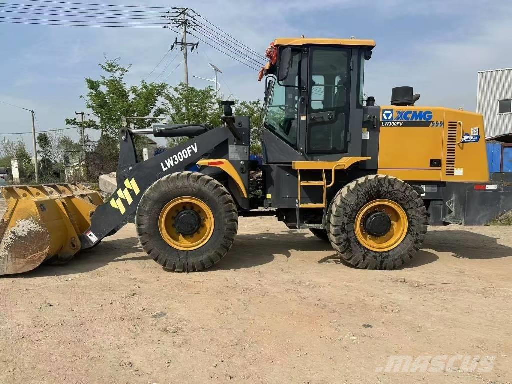 XCMG LW 300 FV Колесни товарачи