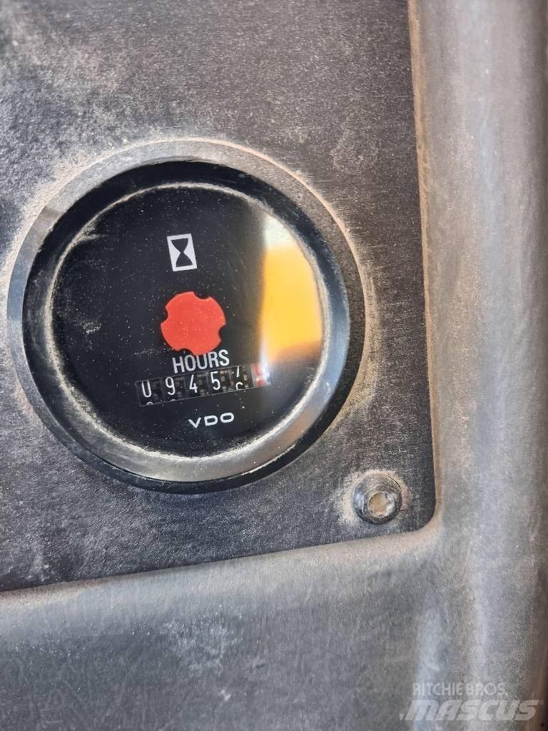 Volvo L 90 E Колесни товарачи