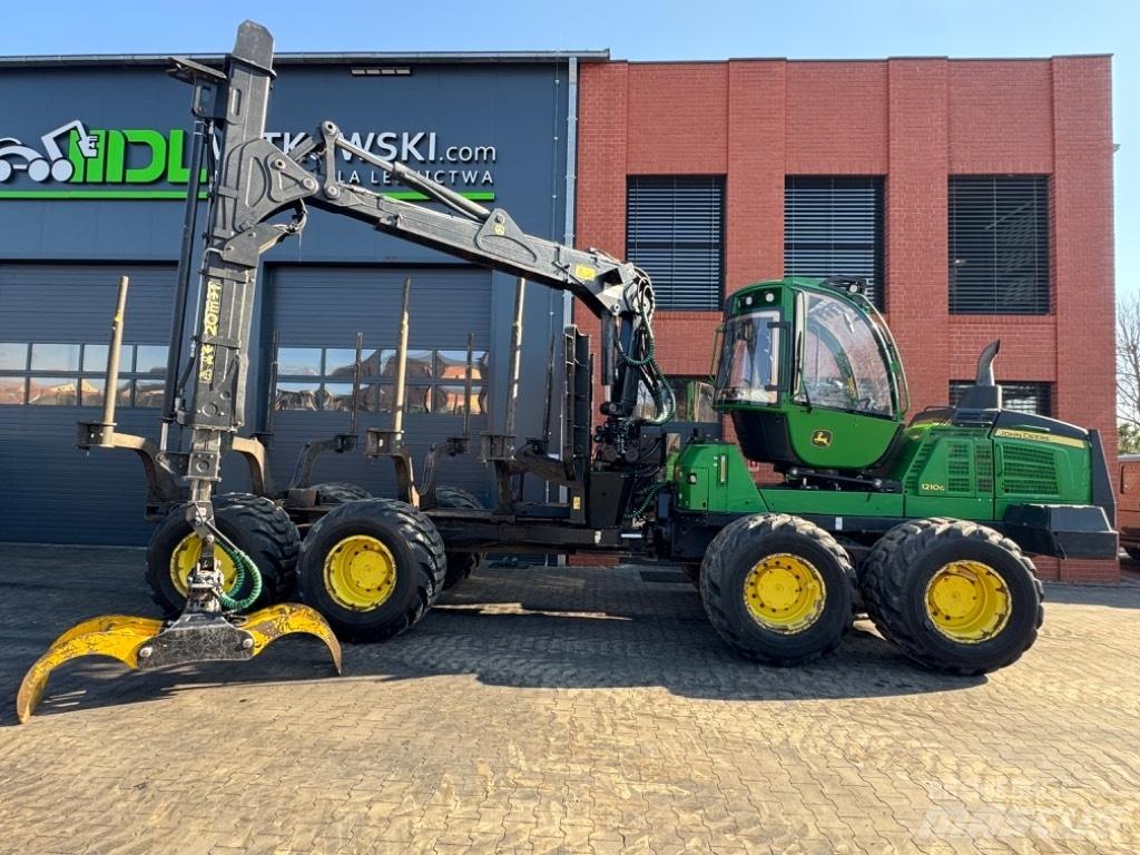 John Deere 1210 G Форуардери