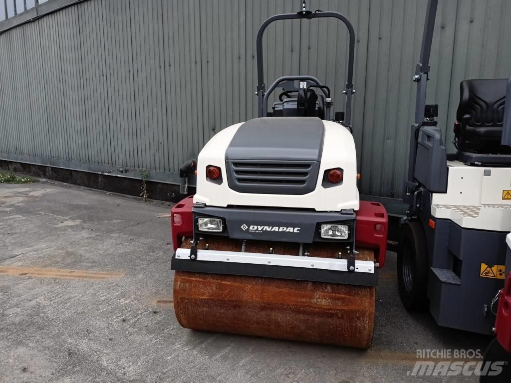 Dynapac CC1200C VI Комбинирани ролки
